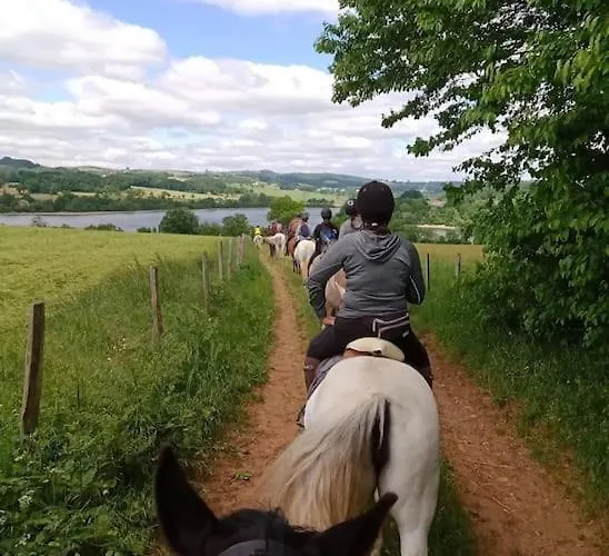 Casa de Férias Domaine De Linars ☆ La Forge ☆